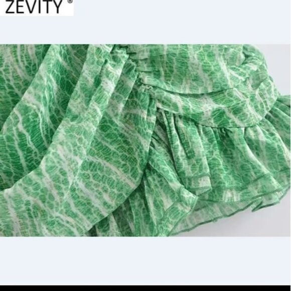 GREEN SNAKESKIN PRINT PRE FALL DRESS - Picture 4 of 9